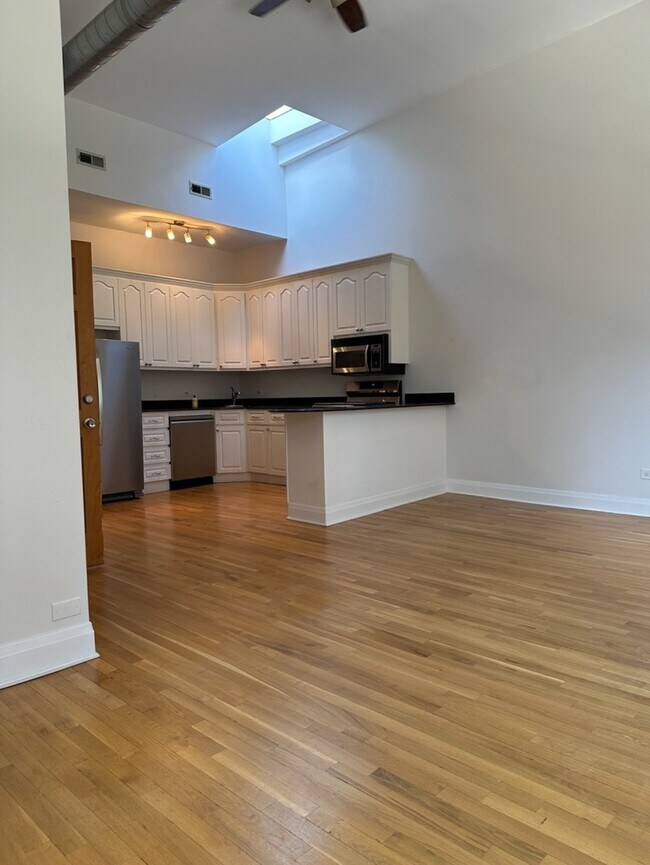 Foto del edificio - 313 S Peoria St