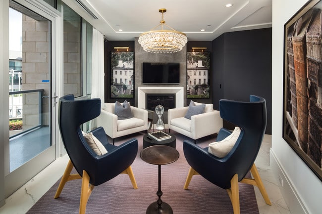 Building Photo - The Huntley Luxury Apartments