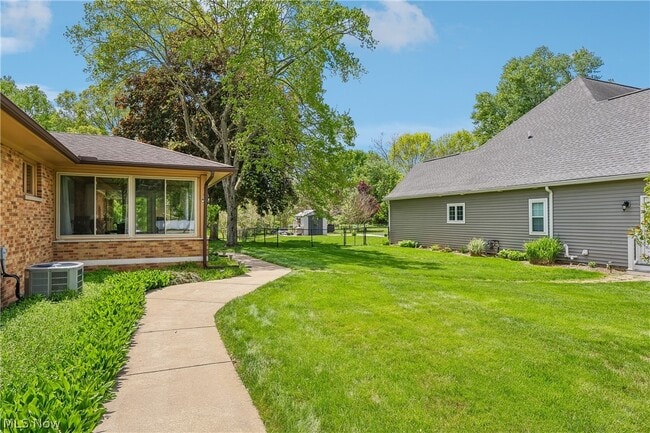 Building Photo - 836 Jacoby Rd