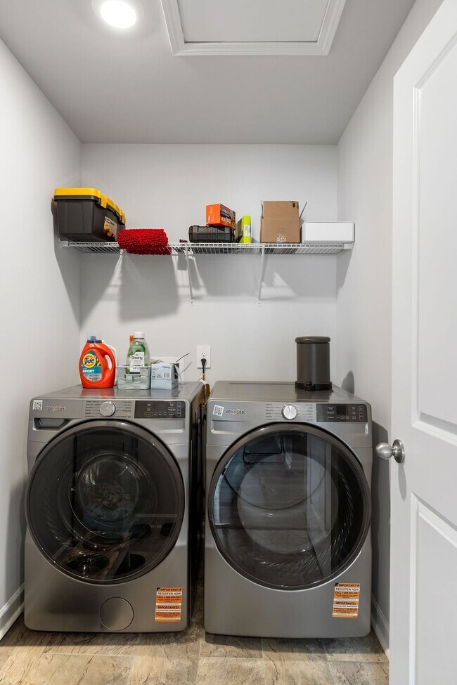 Foto del edificio - 1413 Prescott Ln