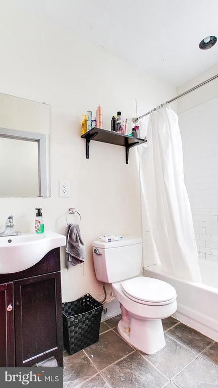 Building Photo - 1902 N 17th St