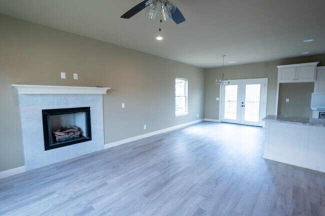 Foto del edificio - 514 Oak Ridge Dr