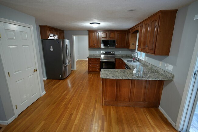 Foto del edificio - 4 Seneca Ln