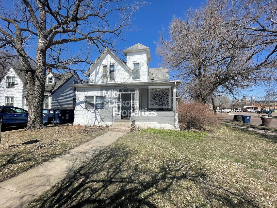 Primary Photo - 401 N Rowley St