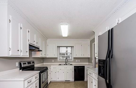 Building Photo - 281 Sausage Ln