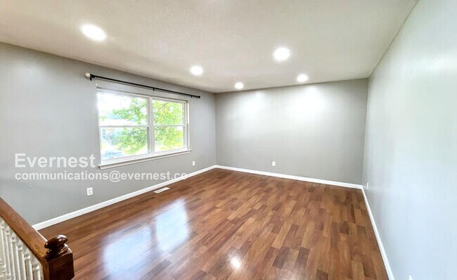 Building Photo - 7823 Huntington Forest Dr