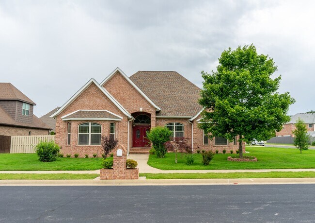 Foto del edificio - 800 SE Yale St