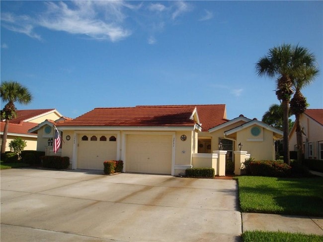 Building Photo - 3751 SW Whispering Sound Dr