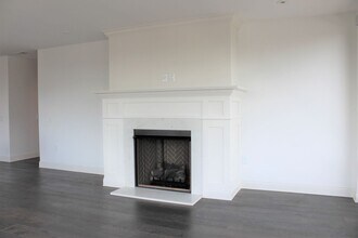 Interior Photo - Hubbard Park Place