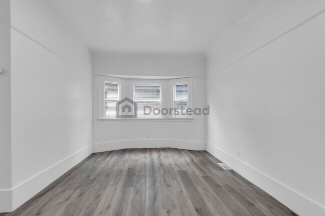 Foto del edificio - 3827 West St