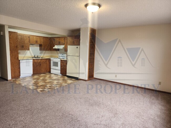 Foto del edificio - Charming 1 Bed, 1 Bath Apartment in Laramie, WY