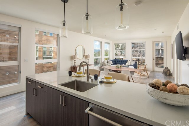 Foto del edificio - 1122 Pico Blvd