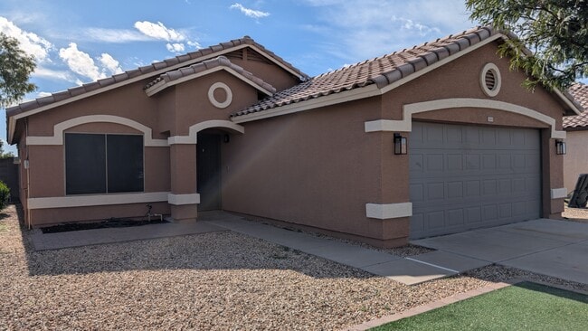 Foto del edificio - 15843 W Madison St