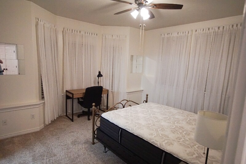Foto principal - 416 N Seven Peaks Blvd