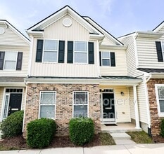 Building Photo - 711 Keystone Park Dr
