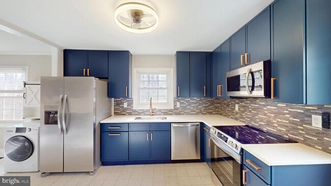 Building Photo - 11813 Cornwell Dr