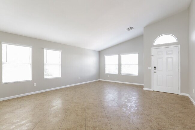 Foto del edificio - 5514 Night Swim Ln