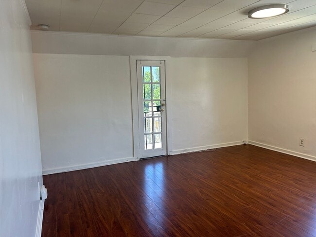Building Photo - 5518Mont