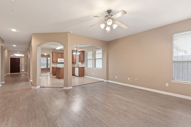 Foto del edificio - 7414 Bering Landing Dr