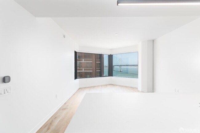 Foto del edificio - 280 Spear St