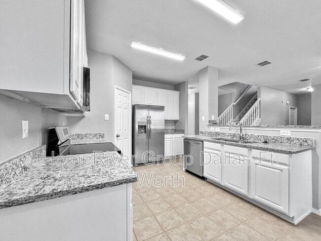 Building Photo - 507 Binkley Ct