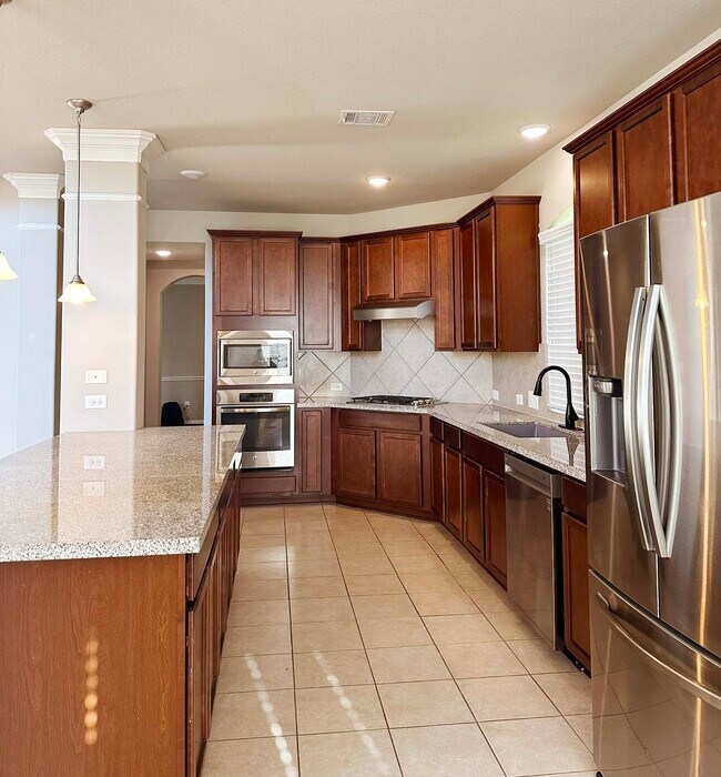 Building Photo - 25981 N Kings Mill Ln