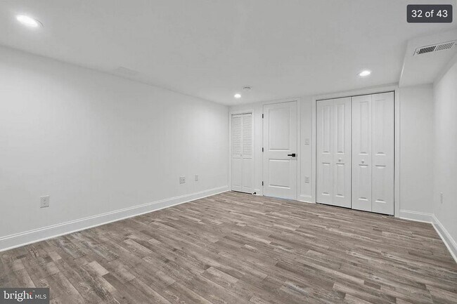Foto del edificio - 500 N Lakewood Ave