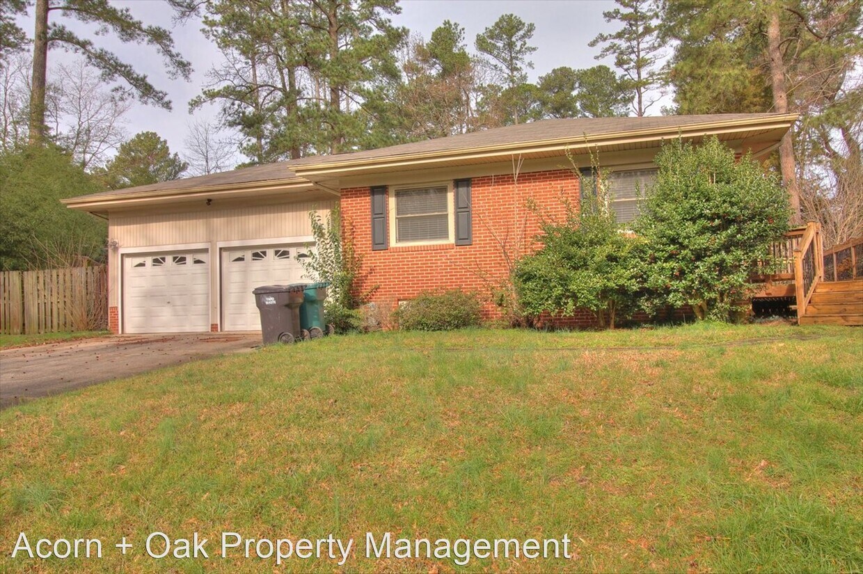 Foto principal - 3 br, 2 bath House - 301 W Cornwallis Rd