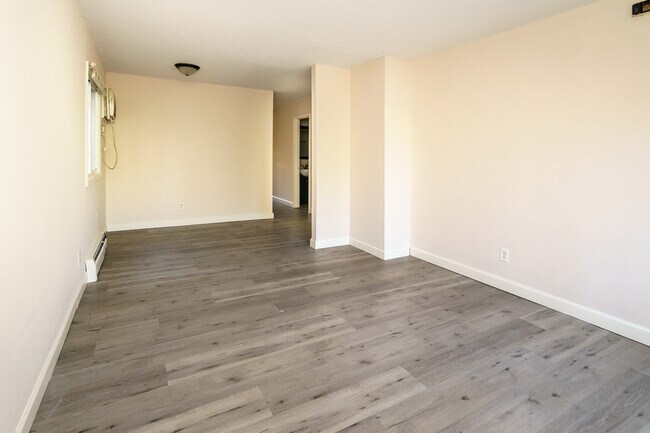 Foto del edificio - 3016 Pleasant Ave