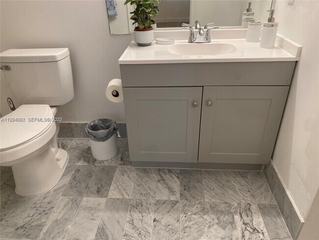 Foto del edificio - 400 SW 134th Way