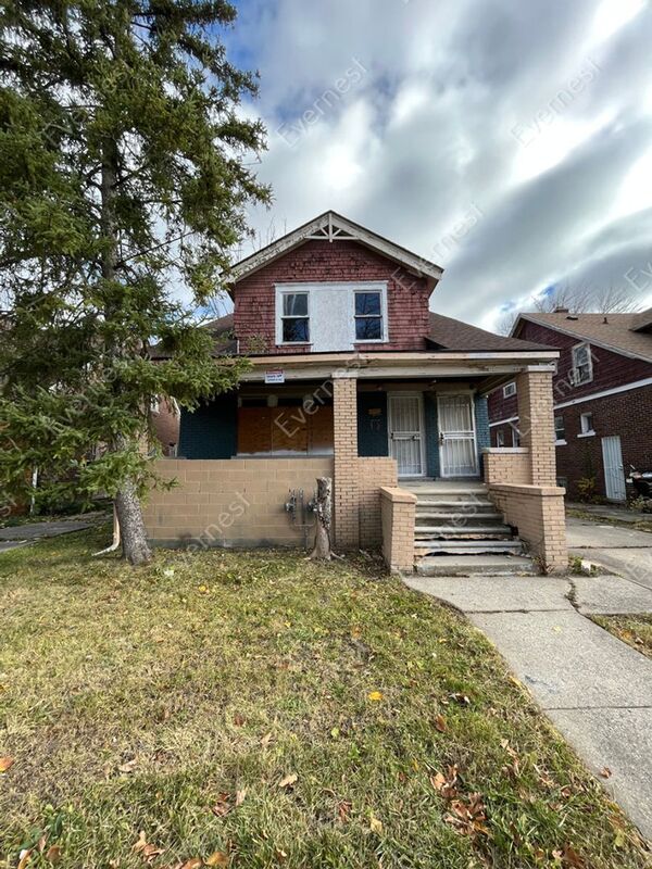 Building Photo - 3998 Beaconsfield St