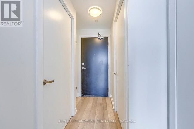 Photo du bâtiment - 1135 Cooke Blvd.