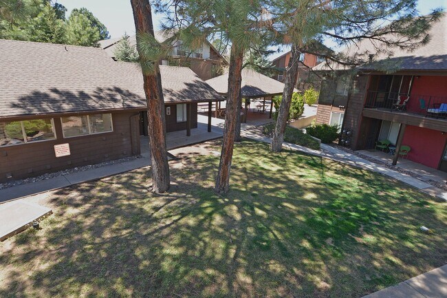 Building Photo - University Meadows Condo For Rent