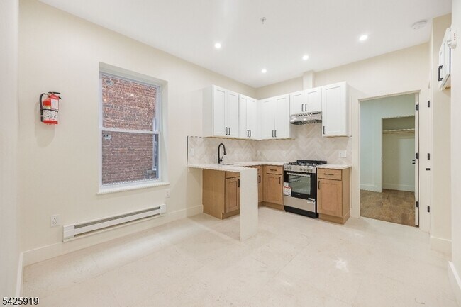 Foto del edificio - 10 School St