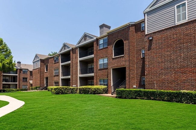 Building Photo - Marquis at Legacy