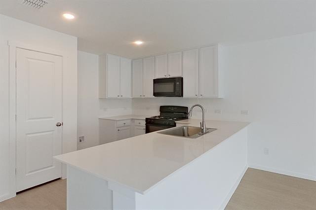 Foto del edificio - 907 Ponderosa Ln