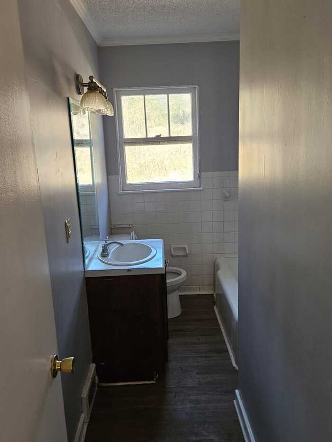 Building Photo - 989 Curry Pl