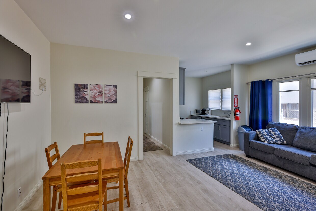Foto principal - 821 Chestnut Ave