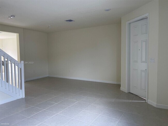 Building Photo - 3 br, 2.5 bath House - 11382 W 34th Way