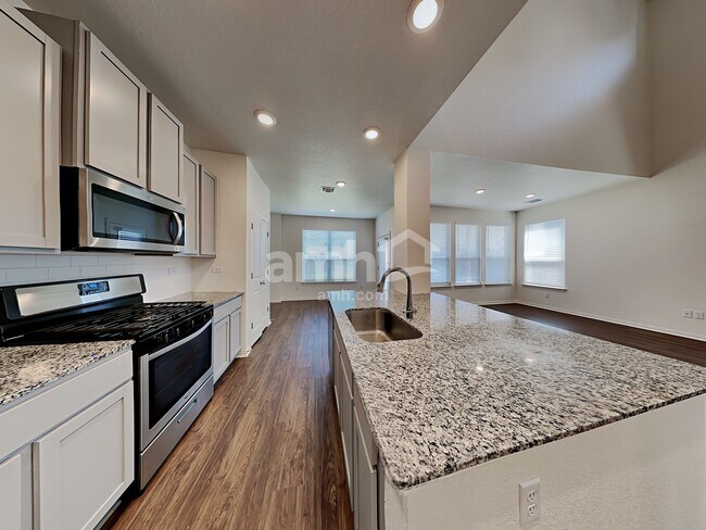 Building Photo - 168 Pebble Creek Run