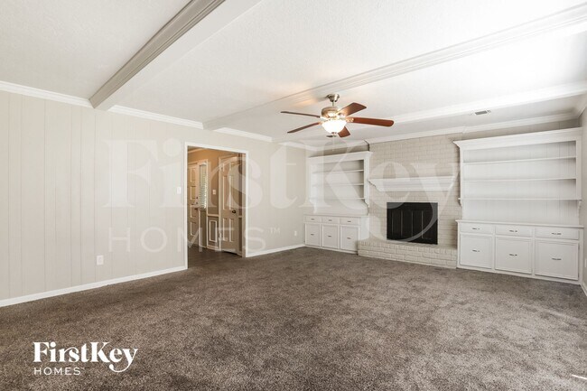 Building Photo - 17415 Rustic Pine Trail