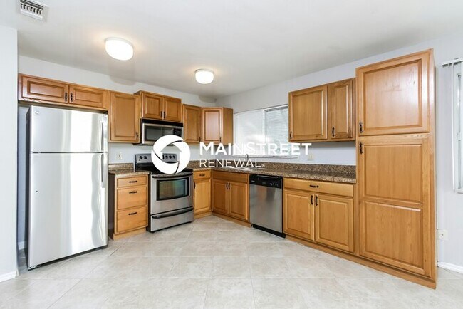 Foto del edificio - 3 Bedroom Pet-Friendly Home in North Port, FL with Main Street Renewal