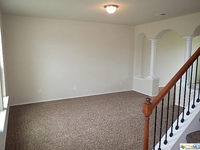 Building Photo - 4900 Bridgewood Dr