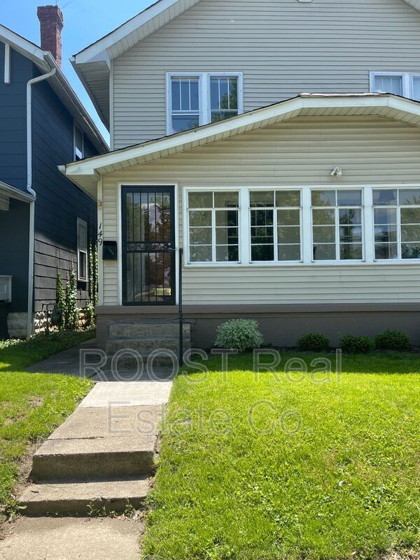 Primary Photo - 147-149 E. Markison Ave