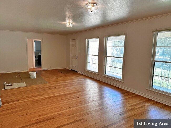 Foto del edificio - 2412 Dartmouth St