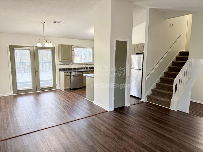 Building Photo - 3237 Brisbane Way