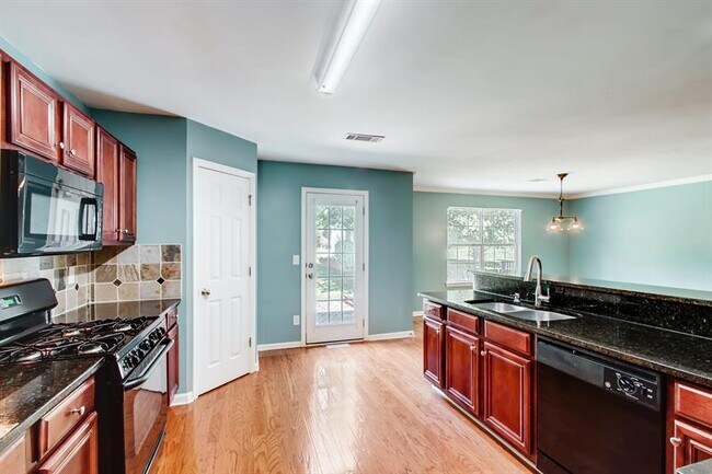 Building Photo - 4210 Defoors Farm Trail