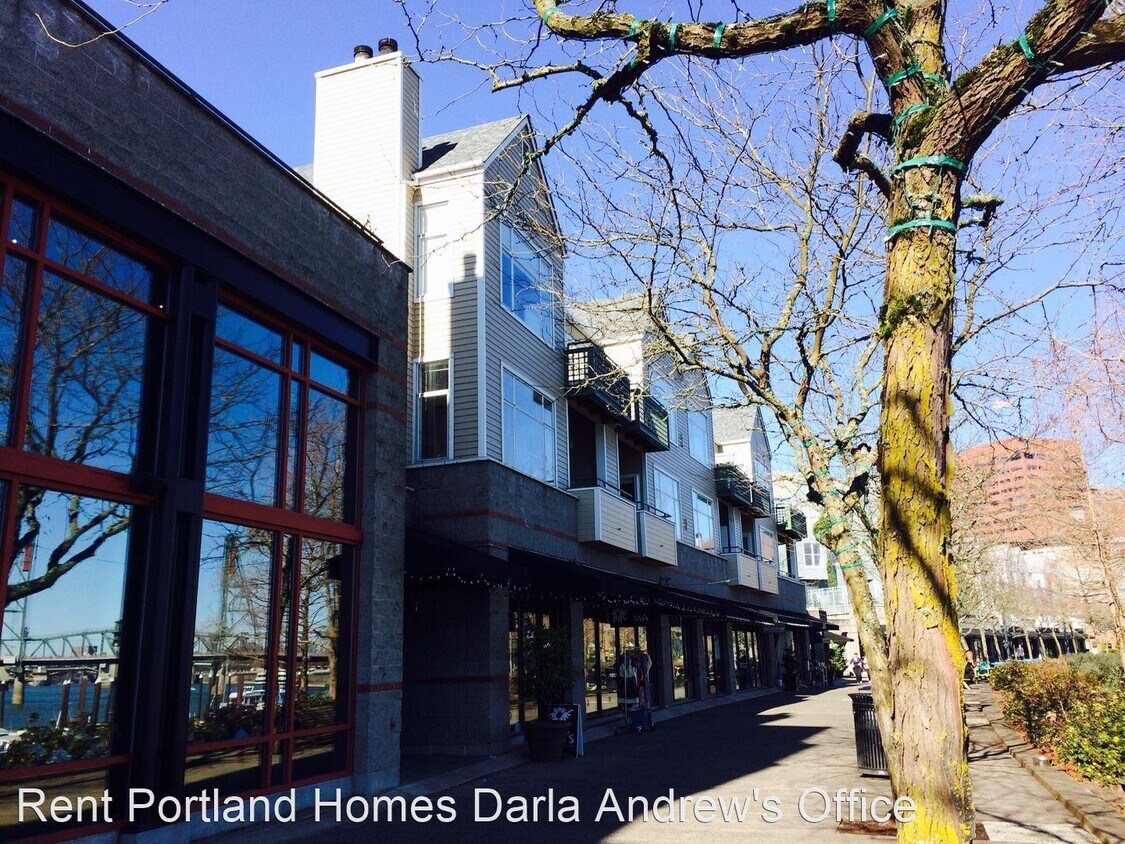 Foto principal - 225 S Montgomery St