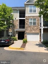 Building Photo - 13384 Connor Dr