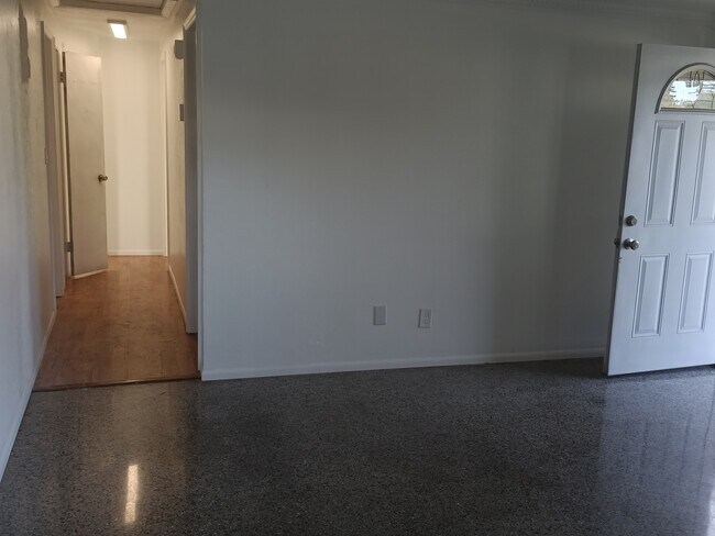 Foto del edificio - 9098 Southern Comfort Dr